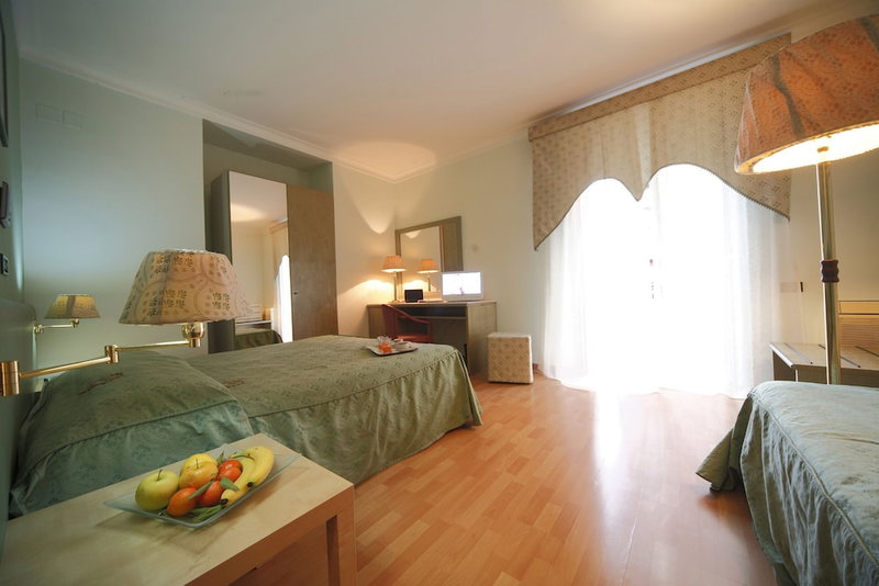 Hotel La Pace, Naples, Italy