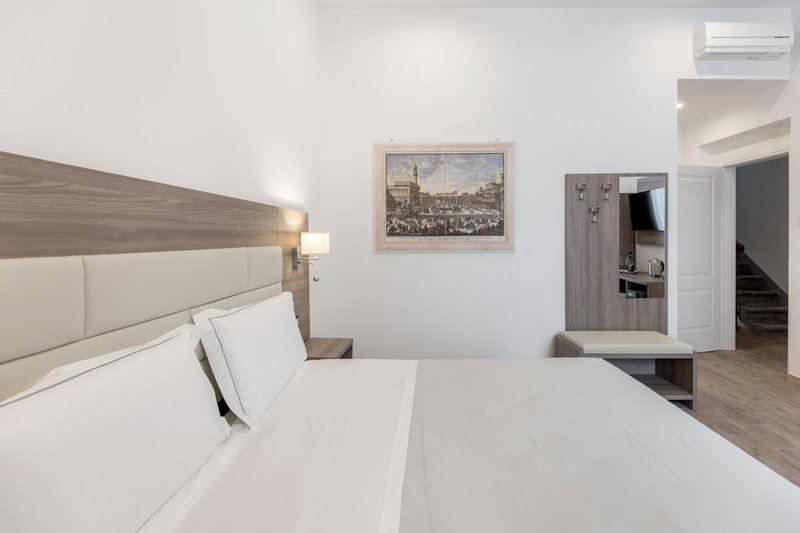 Apollo Guest House, Florence, Italy