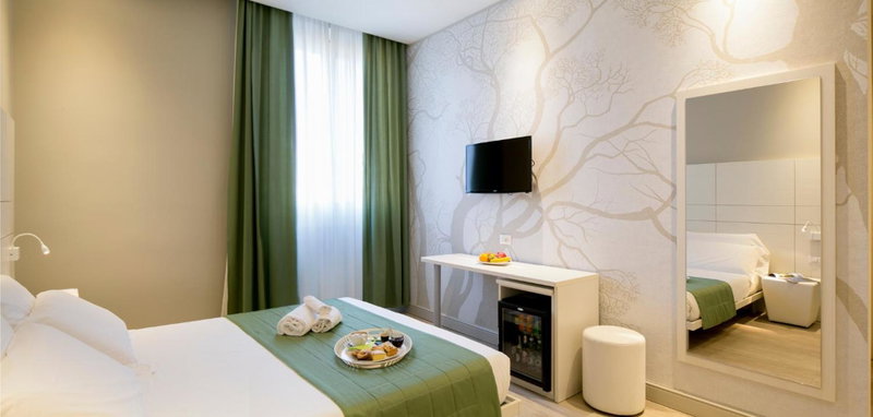Navigliotel 19 - Rooms & Suites, Milan, Italy