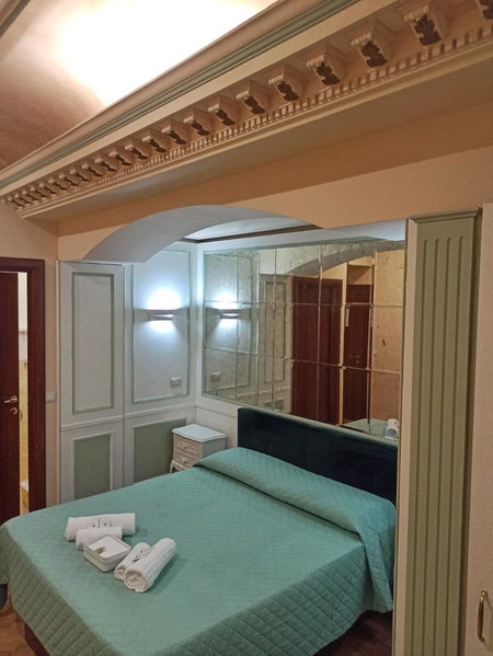 Domina Popolo, Rome, Italy
