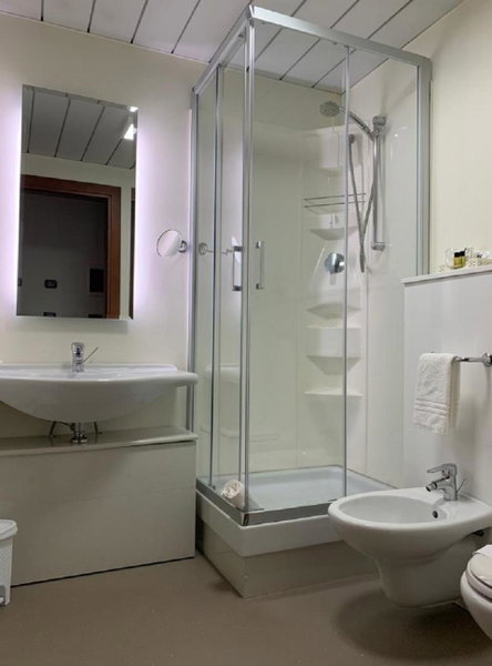 Hotel Gardenia, Romano Canavese, Italy