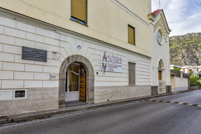 Sisters Hostel, Piano di Sorrento, Italy