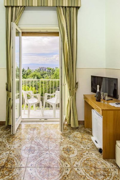 Sisters Hostel, Piano di Sorrento, Italy