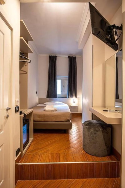 Hotel Diamond, Naples, Italy