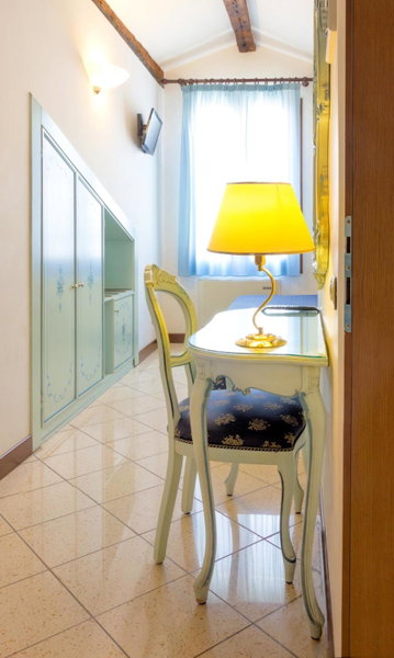 Guesthouse Ca' San Marcuola 2, Venice, Italy