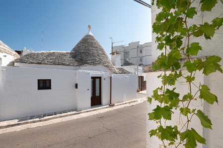 Trullo dal Cavaliere, Alberobello, Italy