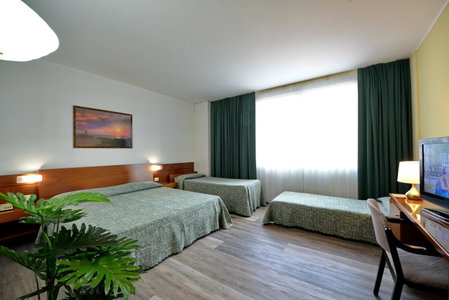 Hotel Krystal, Bussolengo, Italy