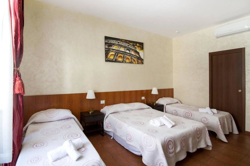 Roma Enrico Guesthouse, Rome, Italy