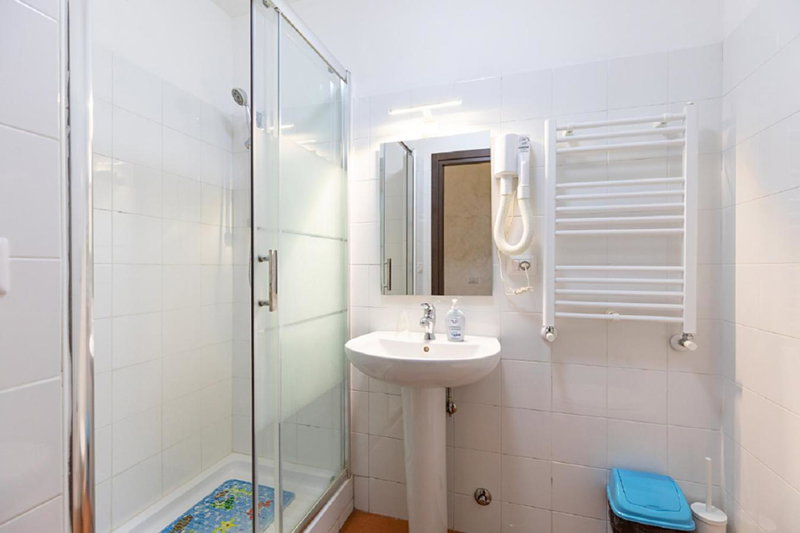 Roma Enrico Guesthouse, Rome, Italy