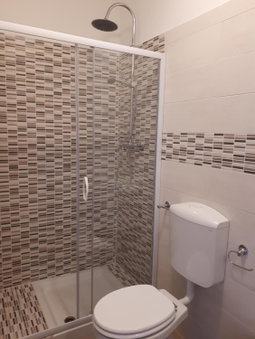 Le camere di Sabrina con bagno in camera, Sarzana, Italy