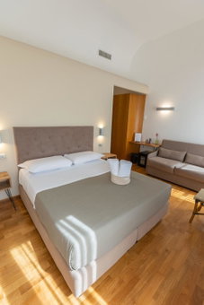 Lungomare Suite & Spa, Naples, Italy