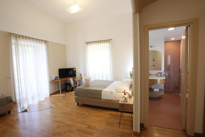 Lungomare Suite & Spa, Naples, Italy