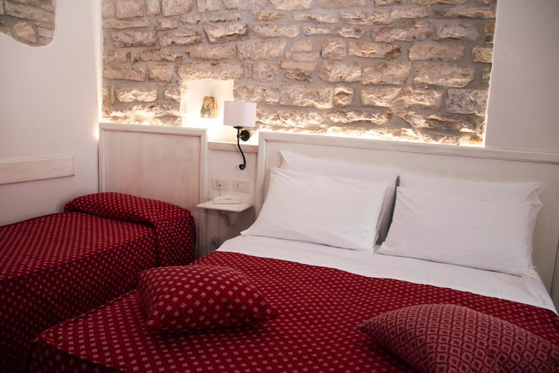 Hotel Pax, Assisi, Italy