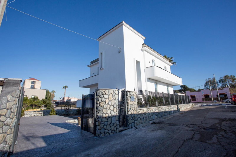 Guesthouse Porto di Roma, Civitavecchia, Italy