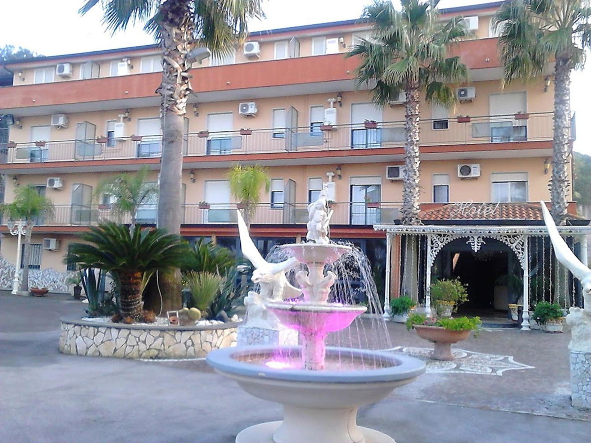 Hotel · Hotel Happy Days, Licola