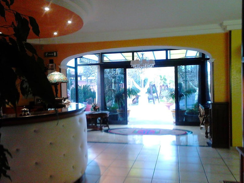 Hotel Happy Days, Licola, Italy