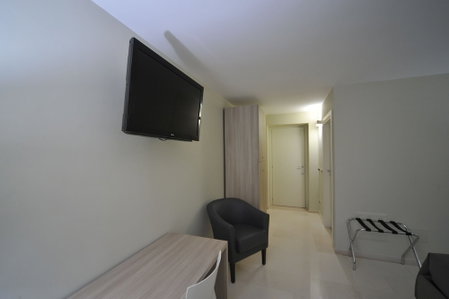 Bed & Breakfast Gatto Bianco, Bari, Italy