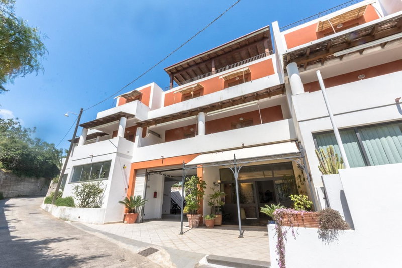 Residence Hotel Baia Portinenti, Lipari, Italy