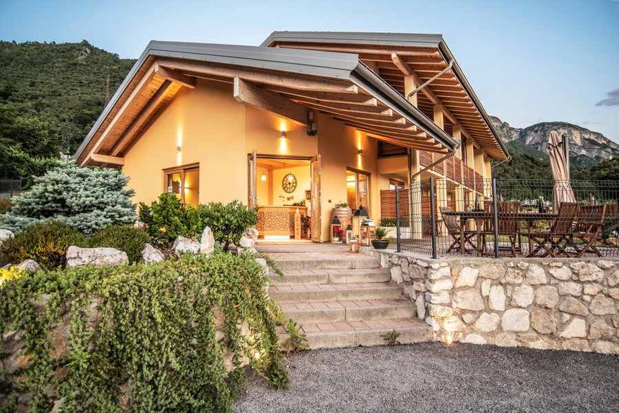 Agriturismo Al Maniero, Trento, Italy