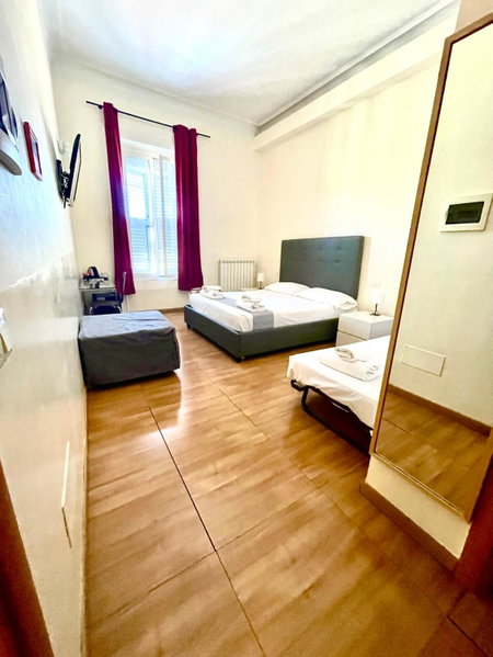 Bon Ton Design Rooms by DOT Suites, Rome, Italy