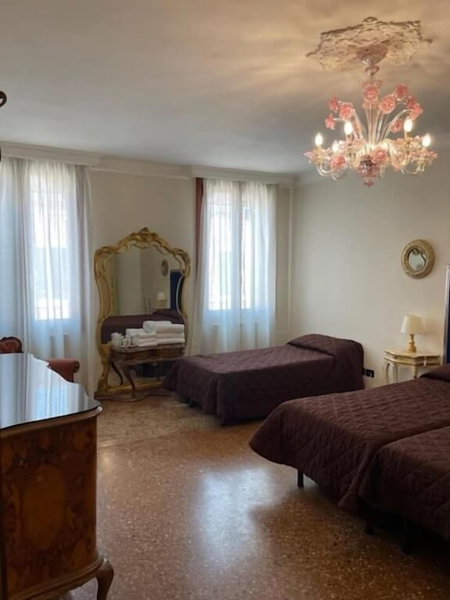 Hotel Guerrato, Venice, Italy