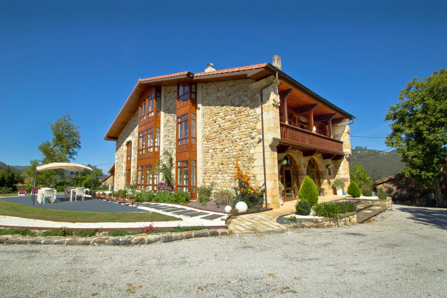 Villa Arce Hotel, Puente Viesgo, Spain