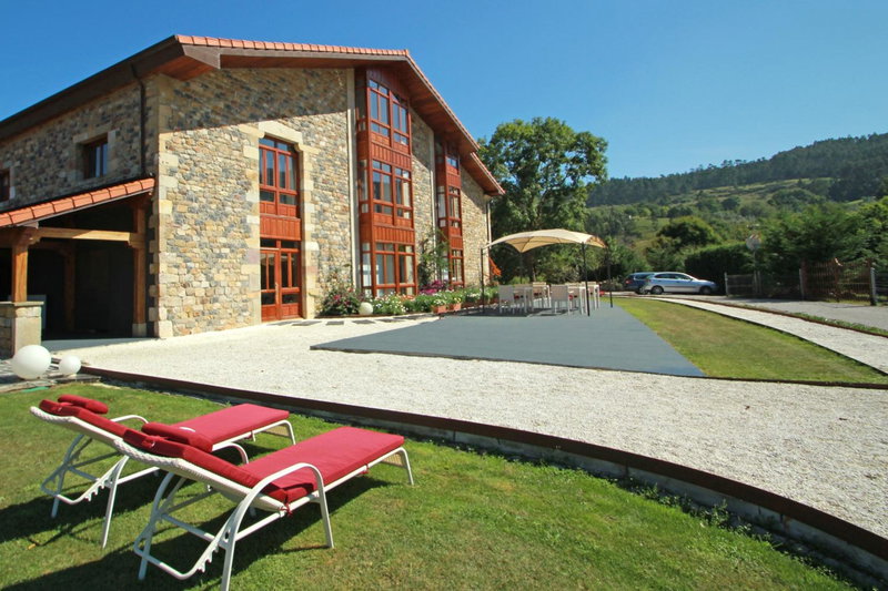 Villa Arce Hotel, Puente Viesgo, Spain