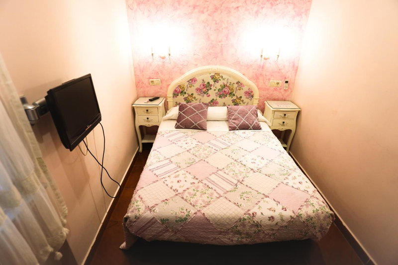 Hostal Goya Suites, Salamanca, Spain