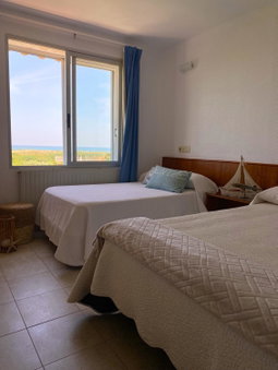 Hostal Blayet - Hostal Automatizado, Valencia, Spain