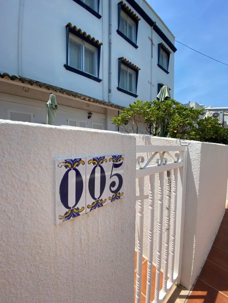 Hostal Blayet - Hostal Automatizado, Valencia, Spain