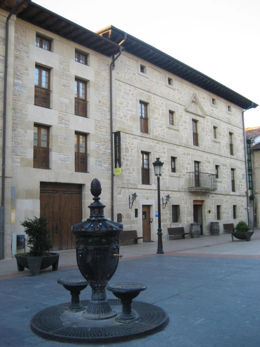 Arganzón Plaza, La Puebla de Arganzón, Spain