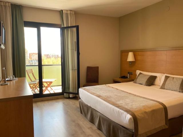 Hotel Real, Spain