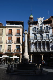Apartamentos Plaza del Torico, Teruel, Spain
