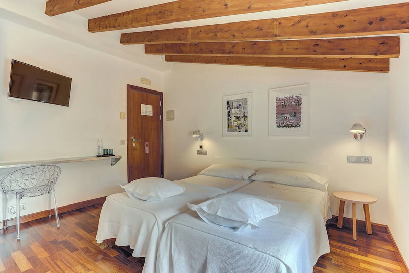 Hotel Desbrull - Turismo de interior, Pollensa, Spain