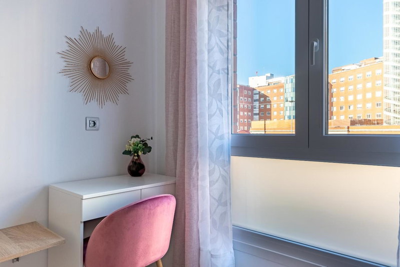 Cruces Metro Rooms, Barakaldo, Spain