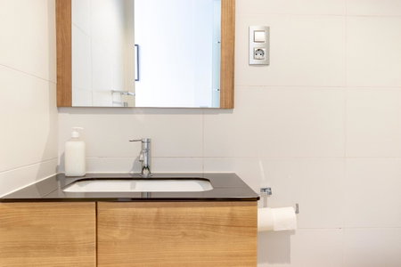 Cruces Metro Rooms, Barakaldo, Spain