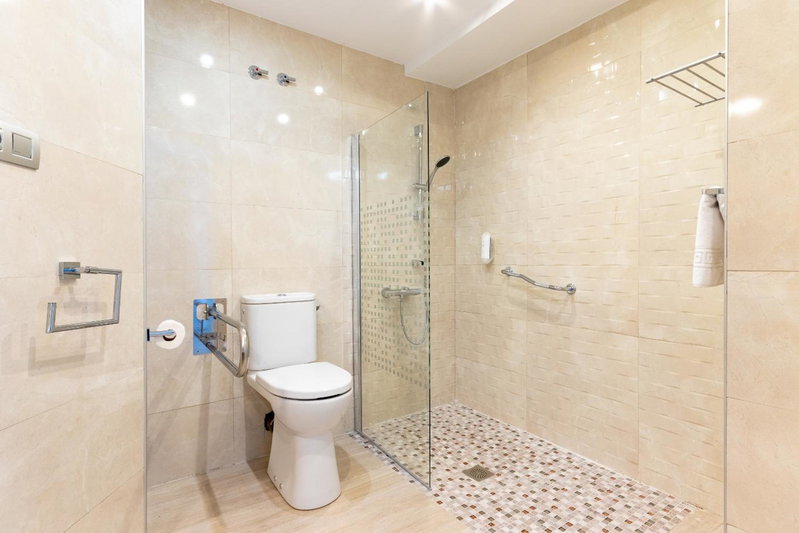 Cruces Metro Rooms, Barakaldo, Spain