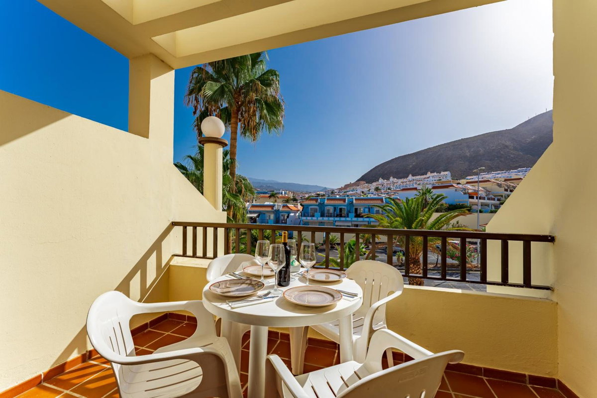 Hotel · Klayman Olivina Aparthotel, Los Cristianos
