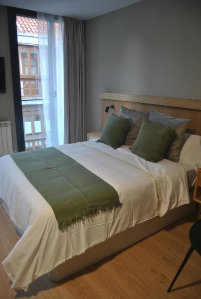 Zalle Oviedo Suites, Oviedo, Spain