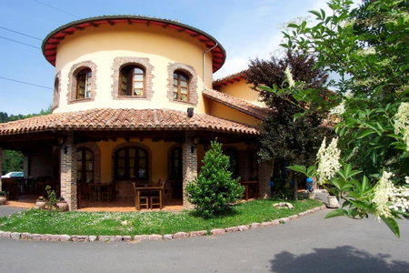 Conjunto Hotelero La Pasera, Soto de Cangas, Spain