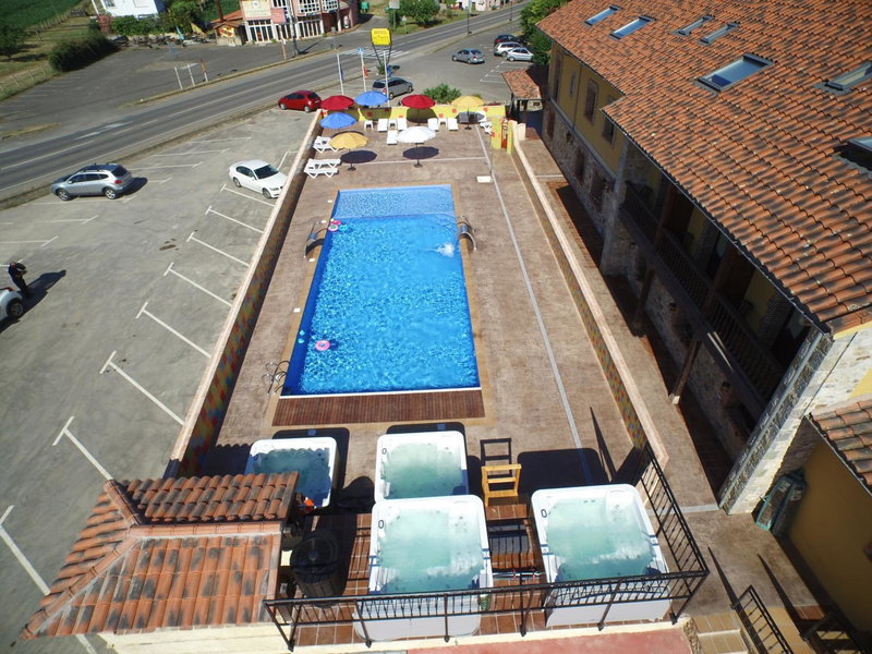 Conjunto Hotelero La Pasera, Soto de Cangas, Spain