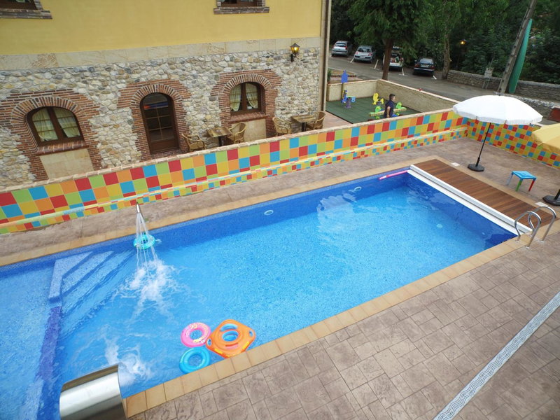 Conjunto Hotelero La Pasera, Soto de Cangas, Spain