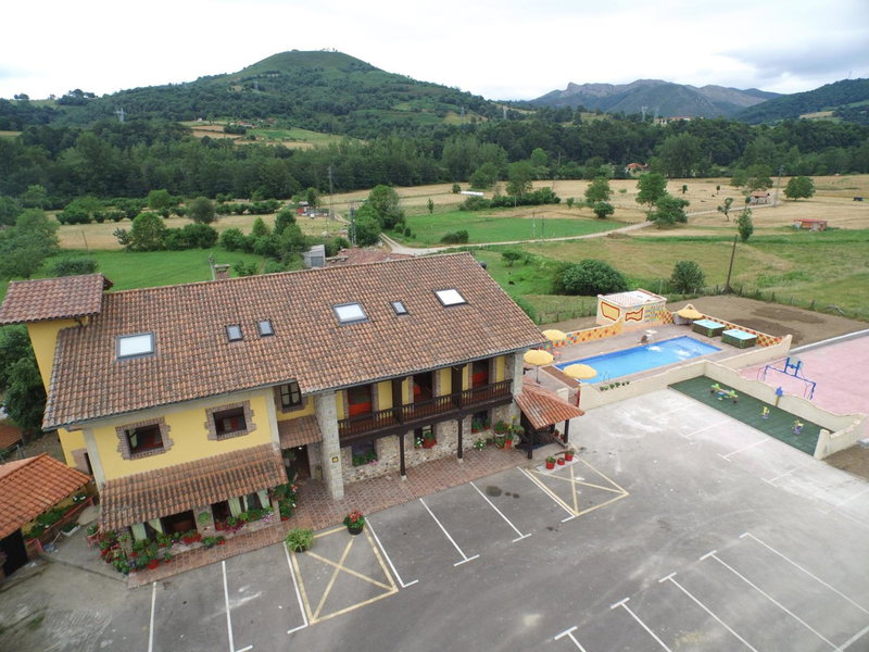 Conjunto Hotelero La Pasera, Soto de Cangas, Spain