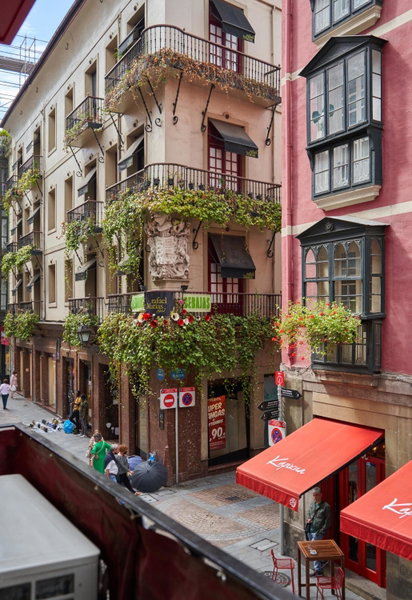 AliciaZzz Bilbao by gaiarooms, Bilbao, Spain