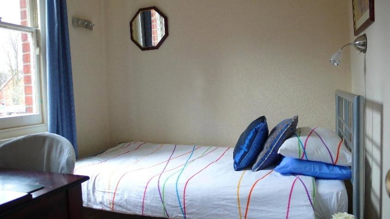 Colebrook Guest House, Farnborough, United Kingdom