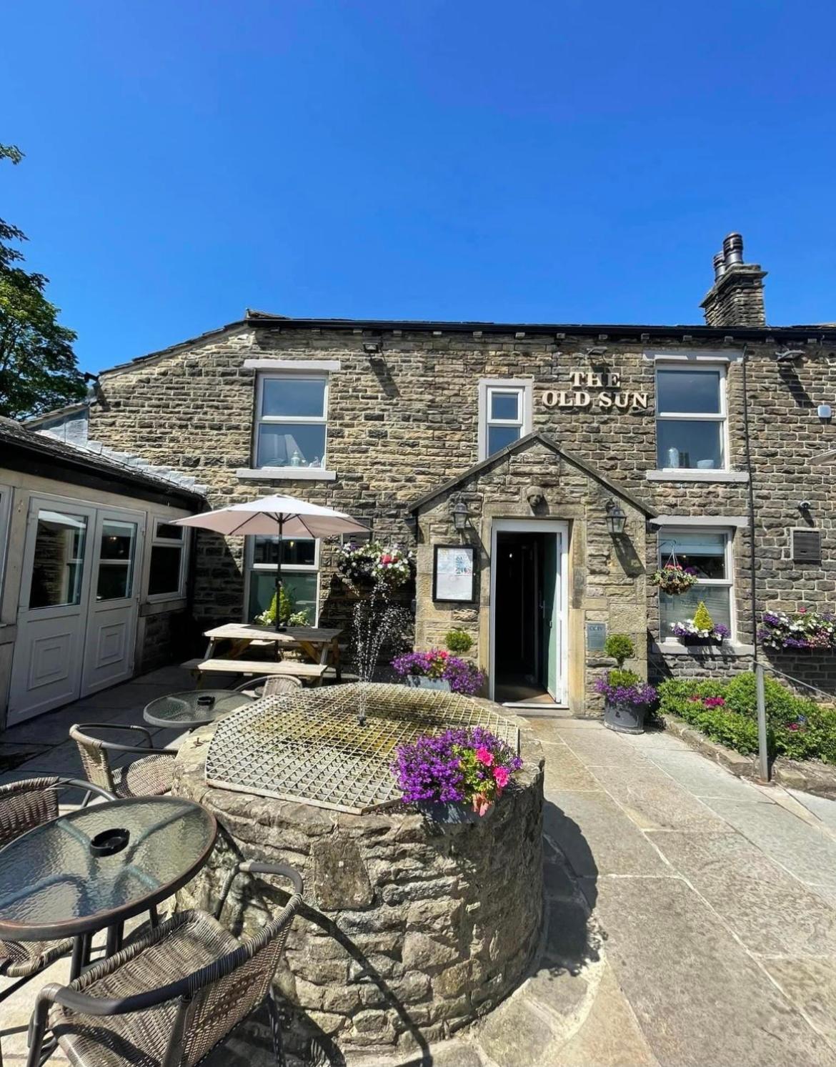 Hotel · Old Sun Inn, Haworth