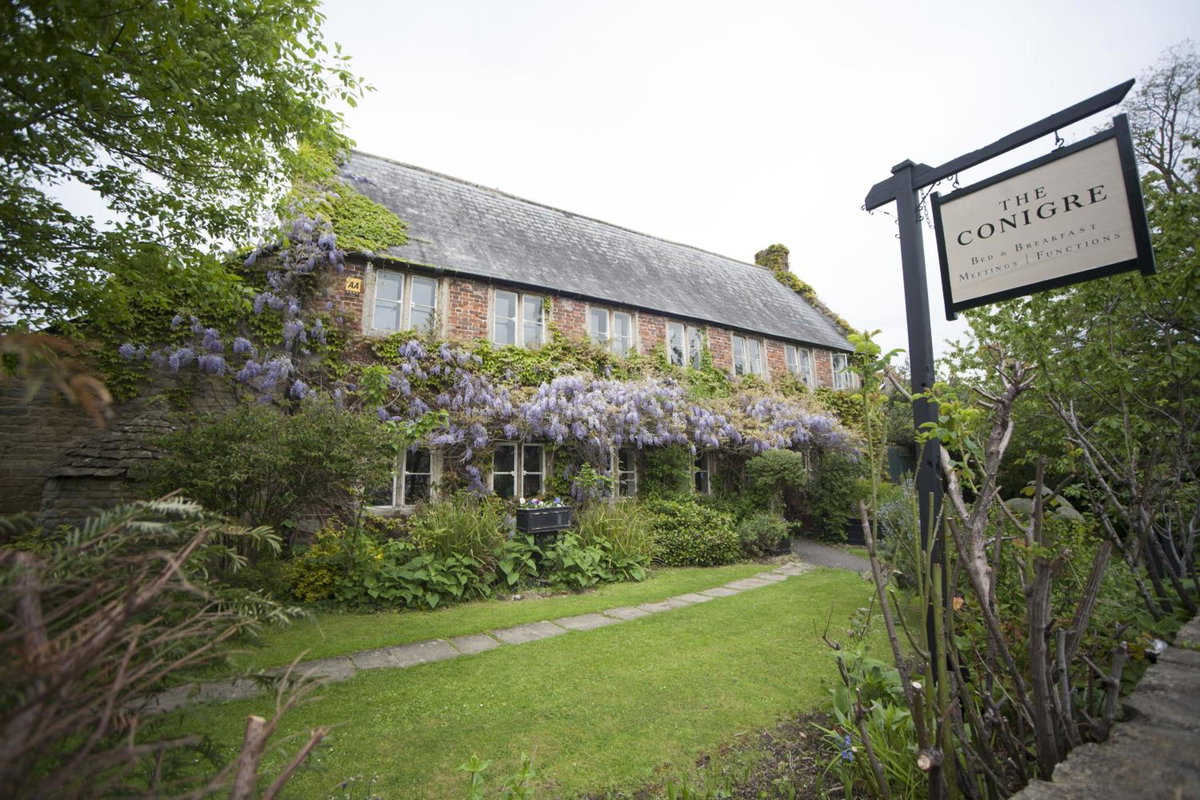 Hotel · The Conigre, Melksham