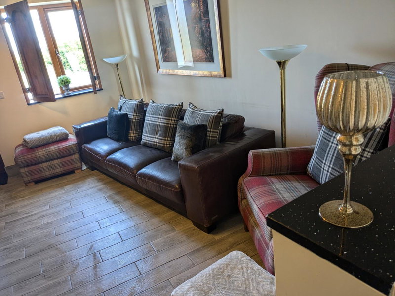 Cozy Cottage Close to Haworth Sleeps 2 with Garden, Keighley, United Kingdom