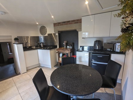 Cozy Cottage Close to Haworth Sleeps 2 with Garden, Keighley, United Kingdom