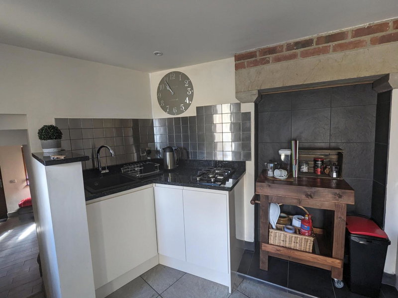 Cozy Cottage Close to Haworth Sleeps 2 with Garden, Keighley, United Kingdom